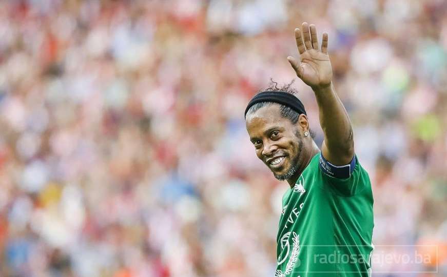 Čarobnjak iz Brazila: Ronaldinho se odlučio oprostiti od nogometa