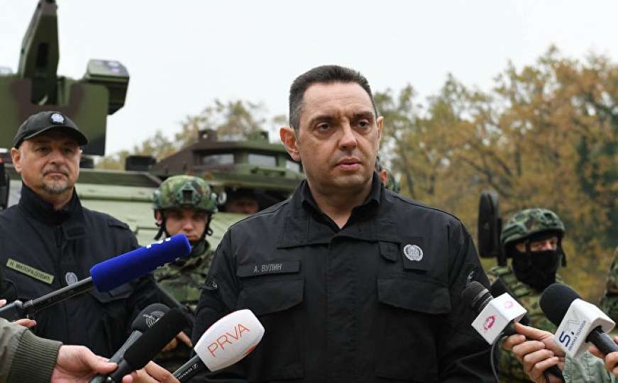 Ministar Vulin: Spremni smo za svako naređenje vrhovnog komandanta Vučića