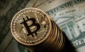 Potop bitcoina: Za nekoliko sati vlasnici izgubili 21,7 milijardi dolara
