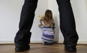 Cazin: Otac seksualno napastvovao desetogodišnju kćerku