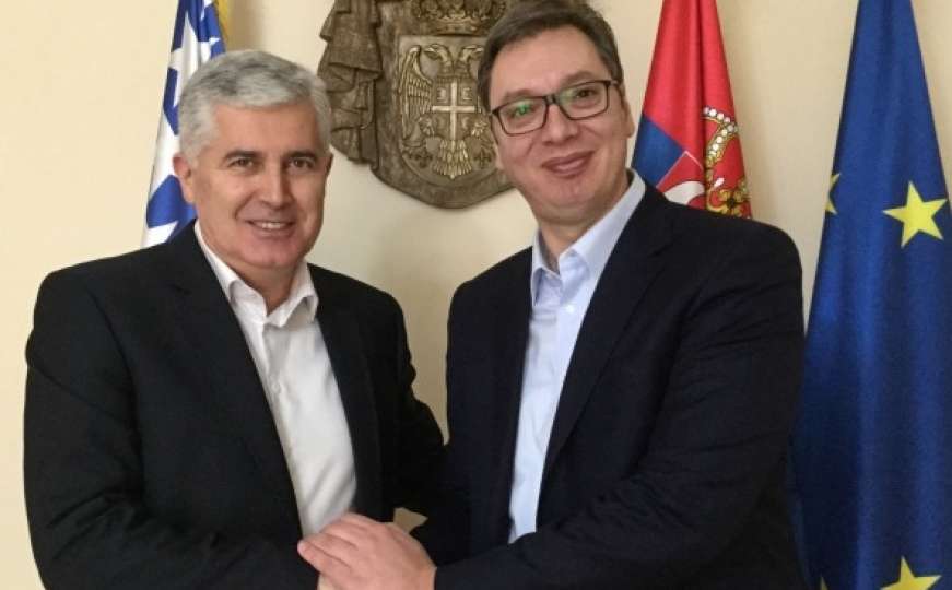 Iznenadni i neplanirani susret Dragana Čovića i Aleksandra Vučića u Beogradu 