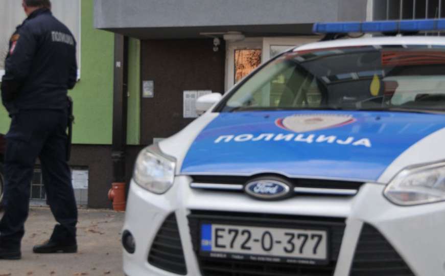 Kod B. Šamca se prevrnula cisterna puna plina, vozač iz Srbije poginuo