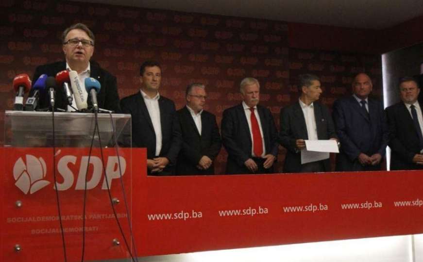 SDP: Stranka Draganove akcije pristala na podjelu BiH