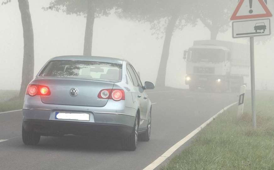 Stanje na cestama: Klizište na autoputu A-1, gusta magla u kotlinama