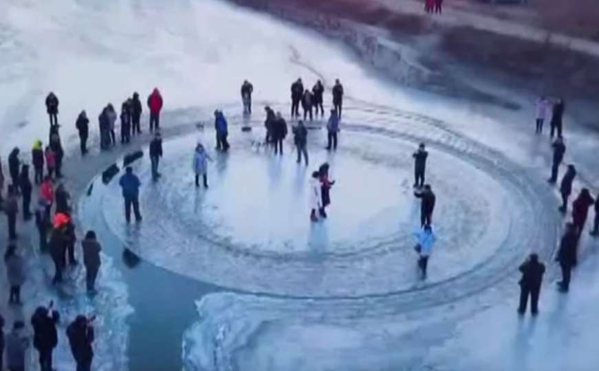 Prirodni fenomen: Ledeni disk prečnika osam metara okreće se na površini rijeke