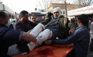 Broj poginulih u bombaškom napadu u Kabulu porastao na 95