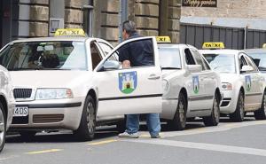 Taksisti će zbog Ubera od države tražiti odštetu