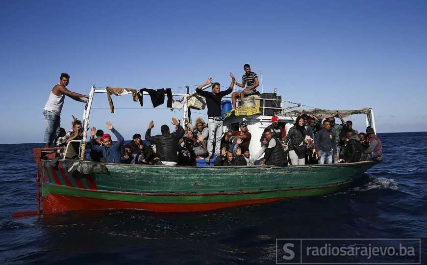 Potonuo brod s migrantima: Strahuje se da ih se 90 utopilo