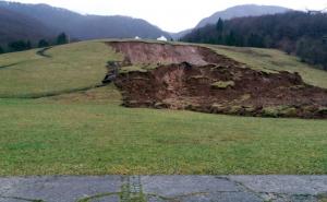 Klizište 15 metara od spomen-kosturnice na Tjentištu, situacija alarmantna