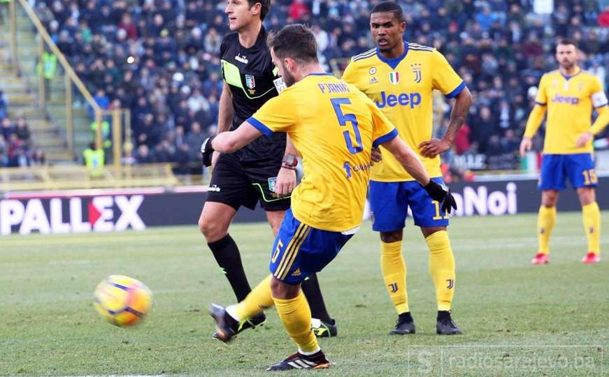 Juventus pregazio Sassuolo, Pjanić pogodio i asistirao, Milan remizirao