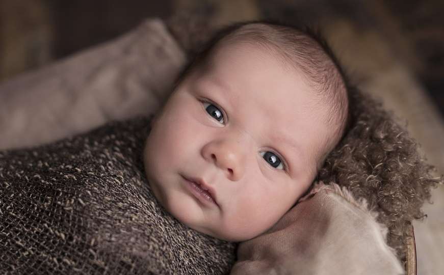 Genetske promjene: Ove godine mogla bi se roditi prva beba s troje roditelja