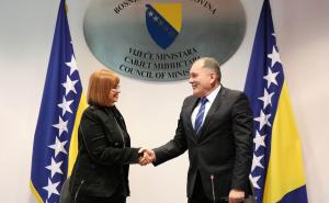 Dragan Mektić i rektorica Univerziteta u Tuzli o legalizaciji medicinskog kanabisa