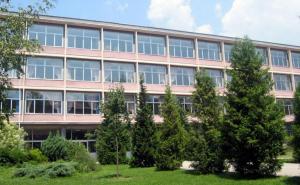 Evakuirani učenici Druge gimnazije zbog dojave o bombi 