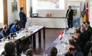 Jusko i delegacija Turske: Potrebne dvije godine snimanja za cestu Sarajevo - Beograd