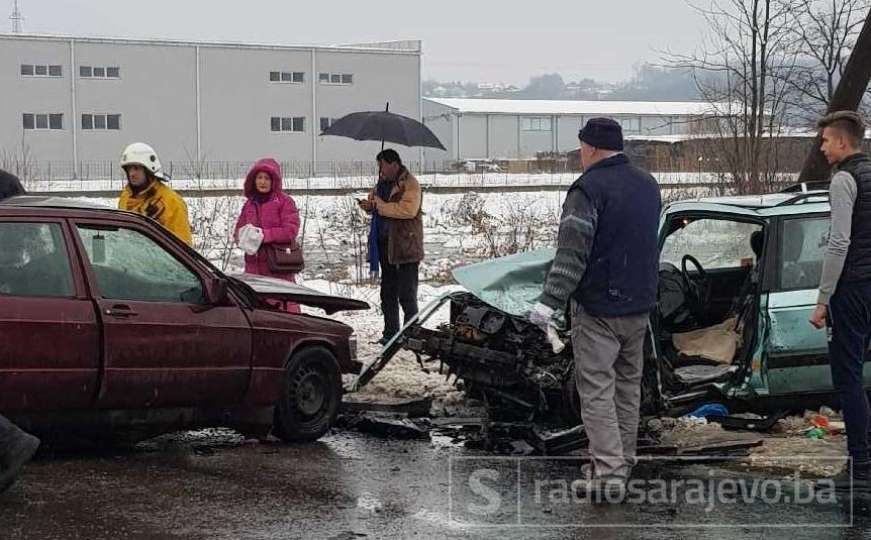Saobraćajna nesreća u Hotonju: Tri osobe povrijeđene