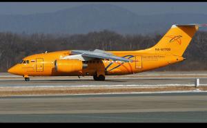 Srušio se putnički avion sa 65 putnika i šest članova posade