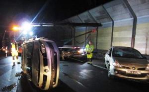 Bosanac izazvao haos na autoputu: Ispali mu Clio i Megane s prikolice