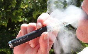 E-cigarete mogu oštetiti pluća čak i kad tekućina ne sadrži nikotin