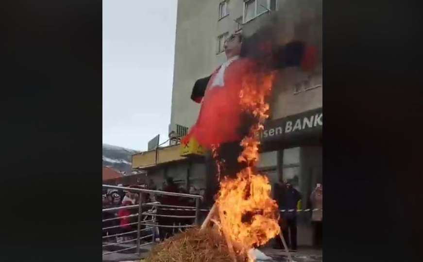 Dječiji festival u Livnu: Spalili lutku sudije koji je osudio Praljka i ostale