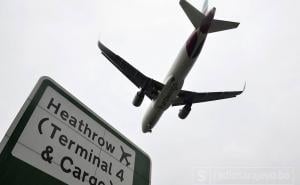 Jedna osoba poginula u sudaru na aerodromu u Londonu