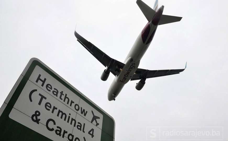 Jedna osoba poginula u sudaru na aerodromu u Londonu