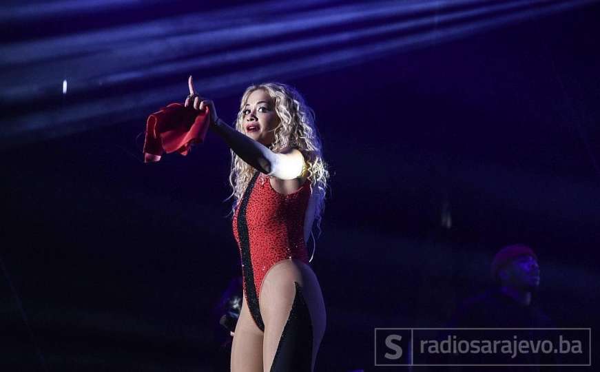 Rita Ora pjevala u Prištini pred 300.000 ljudi: Ja sam ponosna Albanka