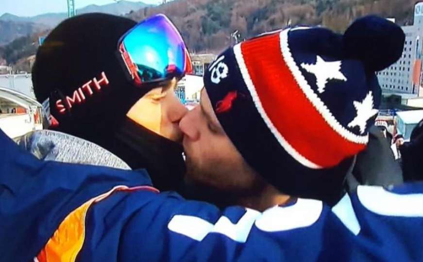 Protiv predrasuda: Američki olimpijac javno poljubio svog partnera u Pyeongchangu