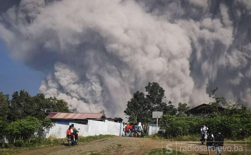Smrtonosni indonezijski vulkan ponovo eruptirao