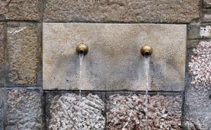 Šta kažu naučnici o tome koliko nam vode dnevno treba