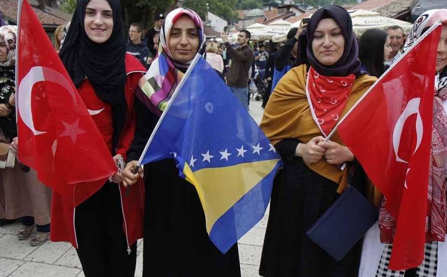 Noć tursko-bosanskog prijateljstva: "Nismo samo prijatelji nego smo i braća"