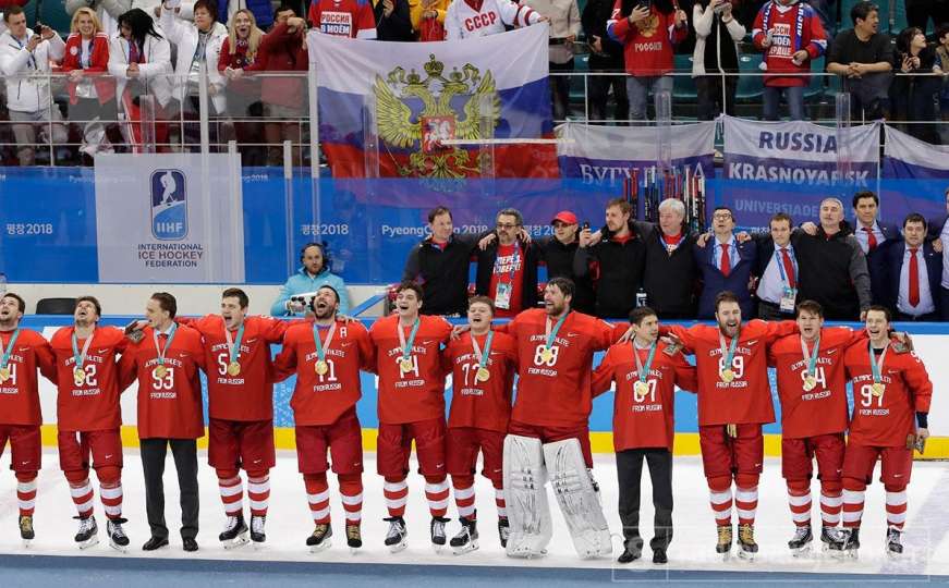 Ruski hokejaši ipak zapjevali zabranjenu nacionalnu himnu pri dodjeli medalja