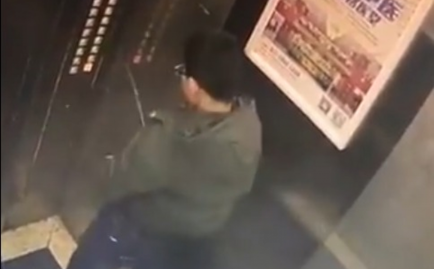 Dječak iz Kine urinirao u liftu pa izazvao kratki spoj