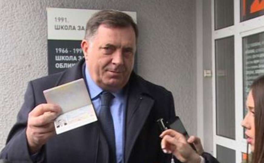 Dodik nakon glasanja: Zalažem se da svi u RS-u imaju pravo i na državljanstvo Srbije