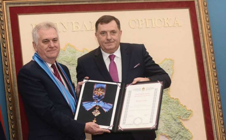 SDA: Sramno je nagraditi Dodika jer veliča ratne zločince i vrijeđa žrtve