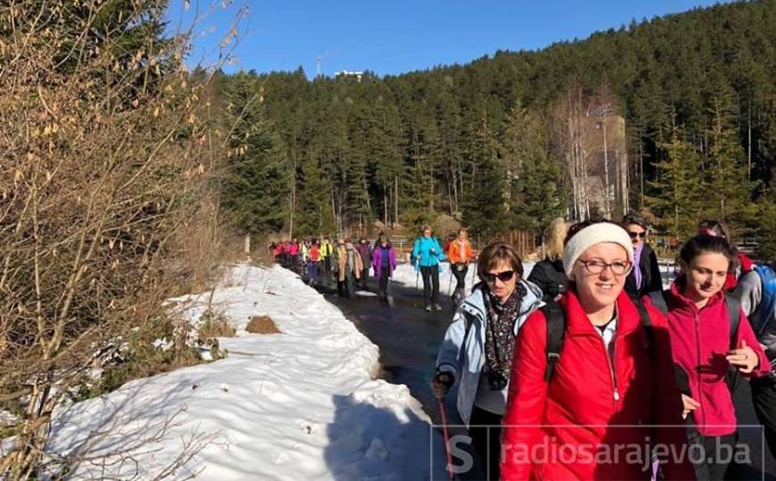 Oko 250 žena krenulo ka vrhu Trebevića