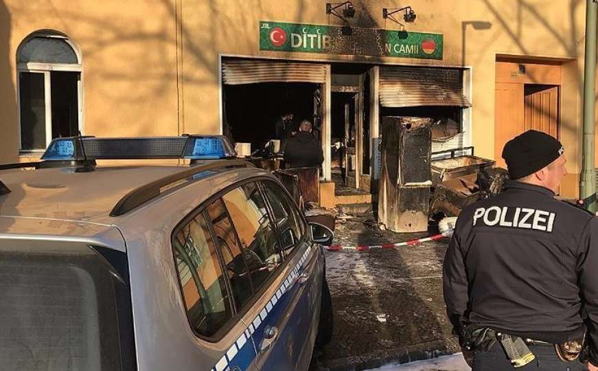 Vandalski napad: Zapaljena Koca Sinanova džamija u Berlinu