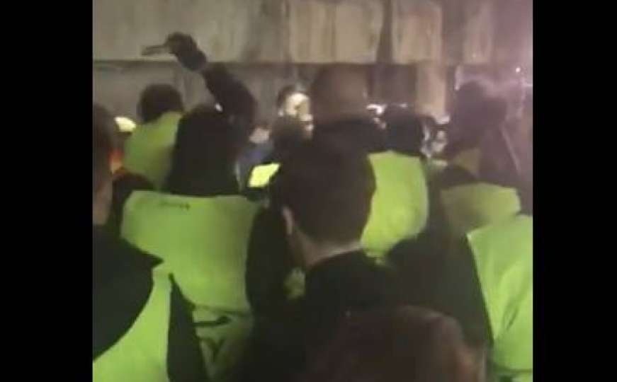 Španski zaštitari tukli sve redom na Nou Campu: Među navijačima bilo i djece