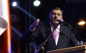 Dragan Bursać: Rado Dodik ide u vojnike, dva ga vuku, a trojica tuku