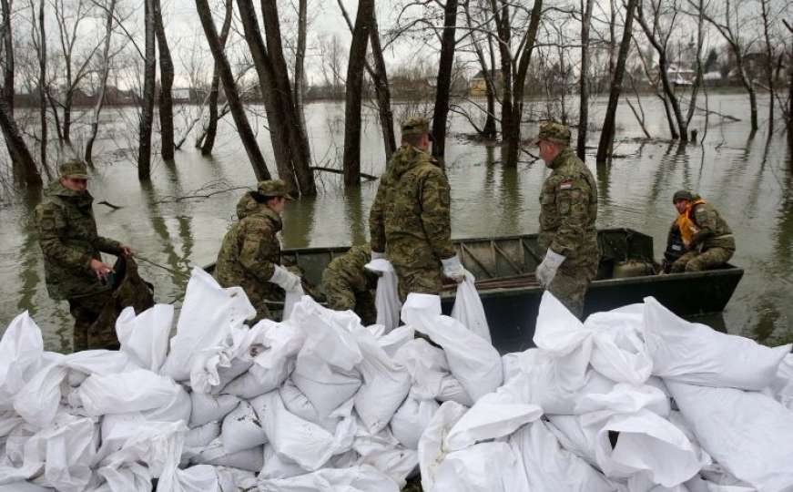 Borba s poplavama: Sava oborila historijske rekorde i dalje raste
