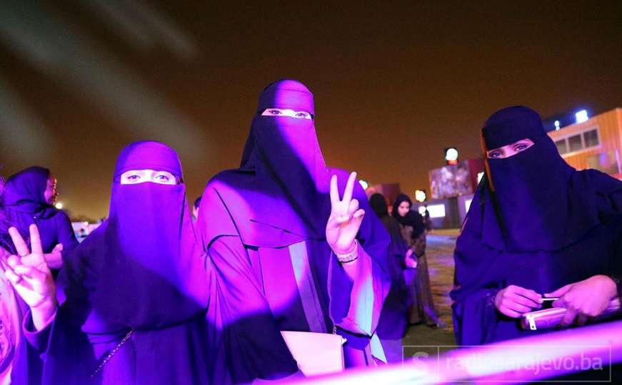Žene u Saudijskoj Arabiji više neće morati nositi abaje
