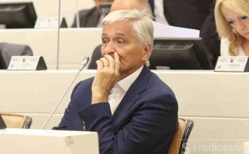 Špirić optužio ministra: Mektić vodi hibridni rat protiv RS-a 