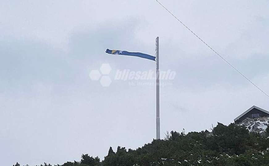 Jak vjetar bio jači od zastave iznad Mostara