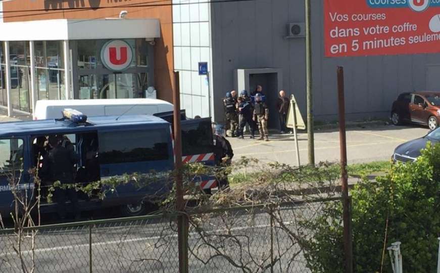 Oružani napad u supermarketu u Toulouseu: Pucali na policajce, ima poginulih