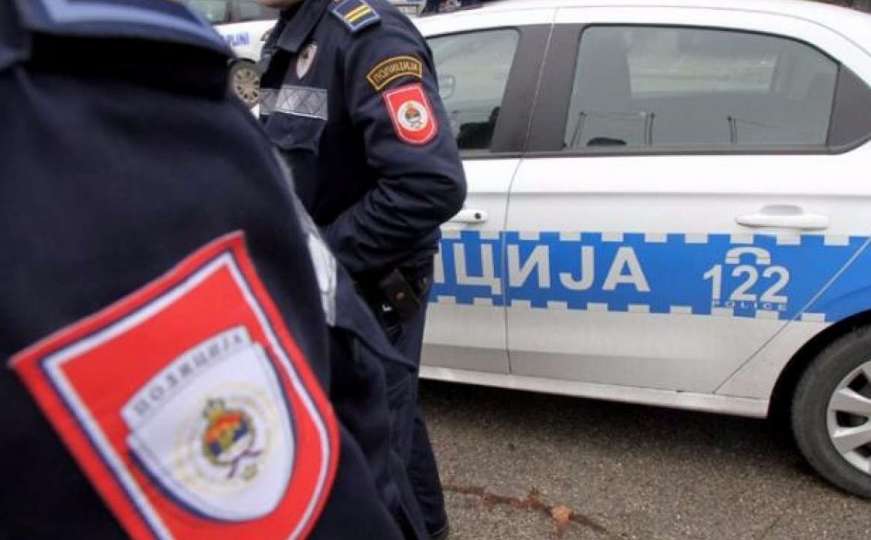 Blokirao bolnicu: Policajac kažnjen zbog nepropisnog parkiranja u Banjoj Luci