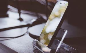 Čak 753 miliona Kineza koristilo pametne telefone u prošloj godini