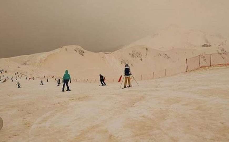 "Narandžasti snijeg" prekrio skijališta u istočnoj Europi, posjetioci zadivljeni