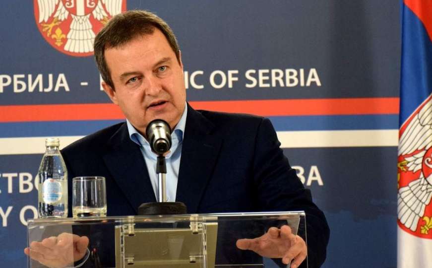 Srbija neće protjerivati rusko osoblje