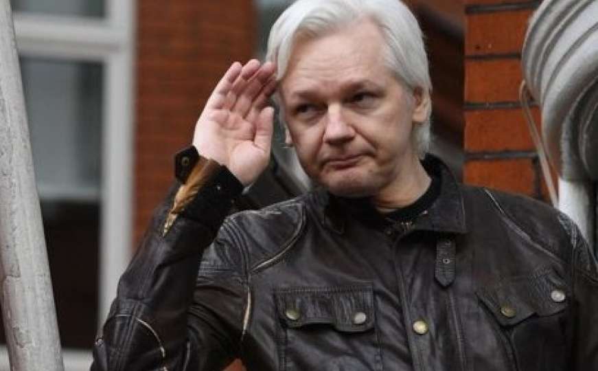 London: Julian Assange ostao bez interneta u Ambasadi Ekvadora