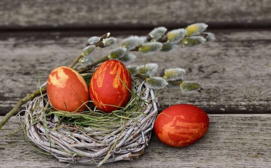 Mitovi i legende o tome zašto bojimo jaja tokom Uskrsa
