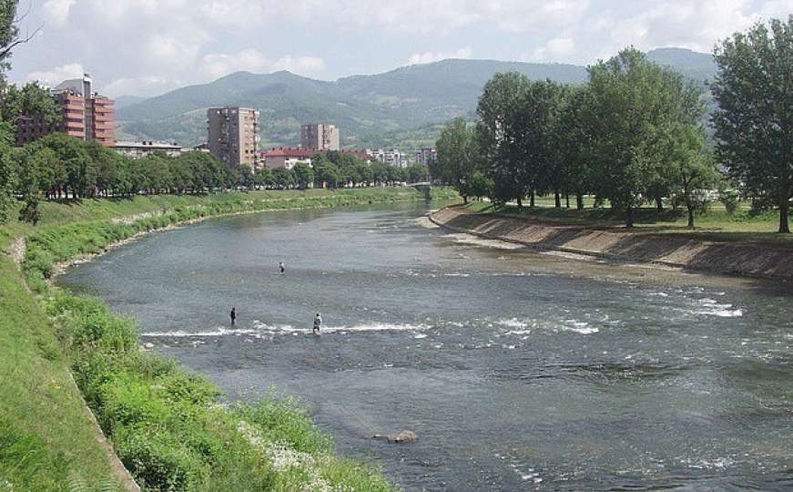Zenica: Beživotno tijelo nepoznate osobe izvučeno iz rijeke Bosne